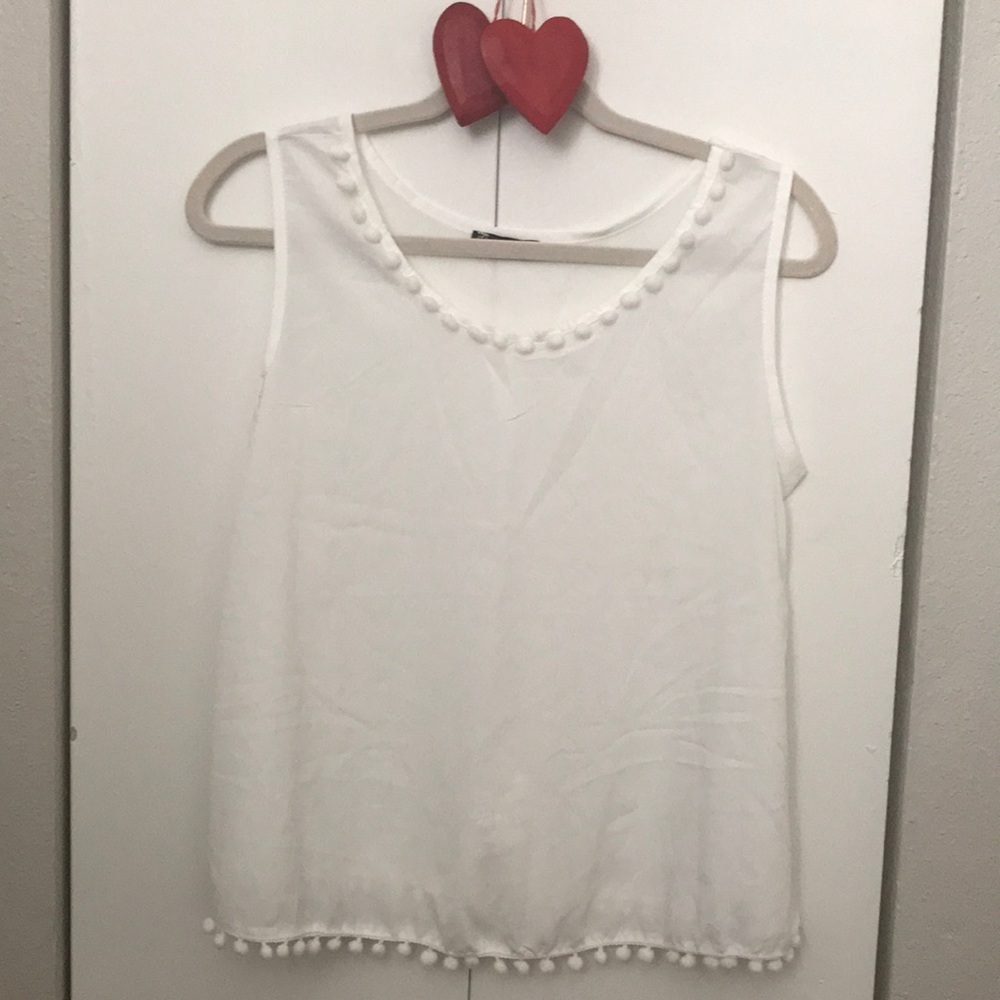 NEW🍭White pom pom Blouse